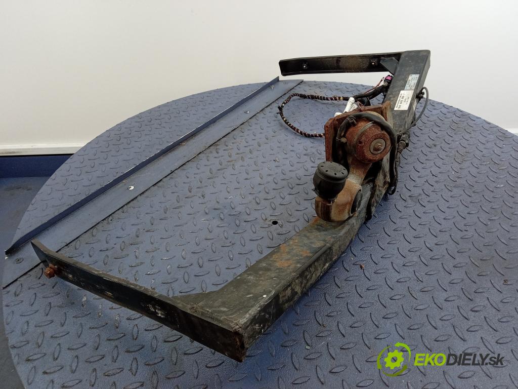 Vw Tiguan 2008 oko Do Přívěsy 5N0803880F