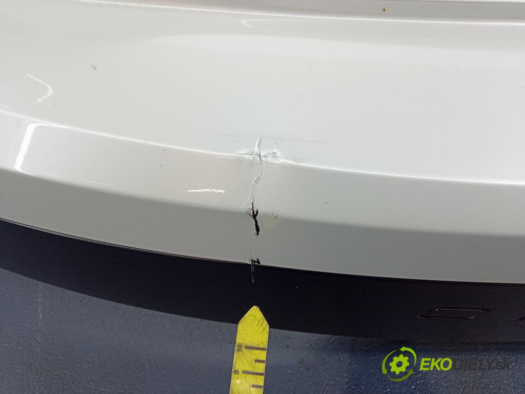 Volvo V90 0 nárazník Zad: 31383332