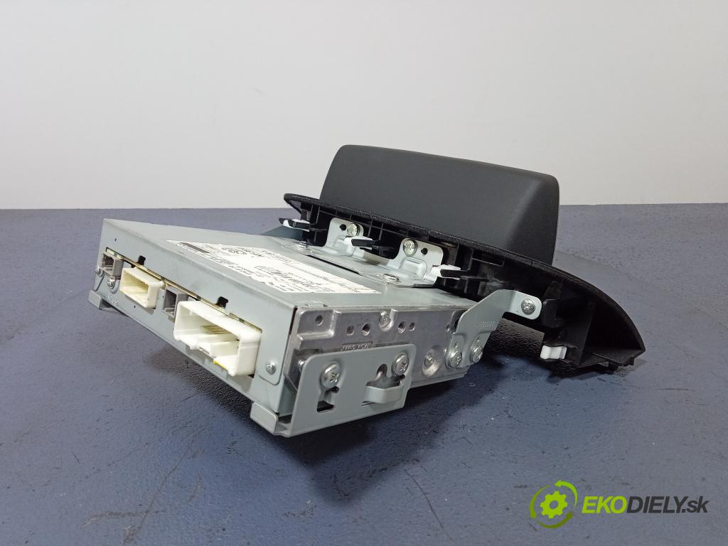 Mazda 3 2014 Radio I Navigácia: BPN2 66 9R0
