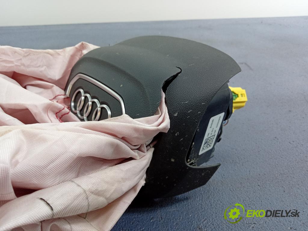Audi Q7 2021 kokpit,pristrojová doska 4M8857001