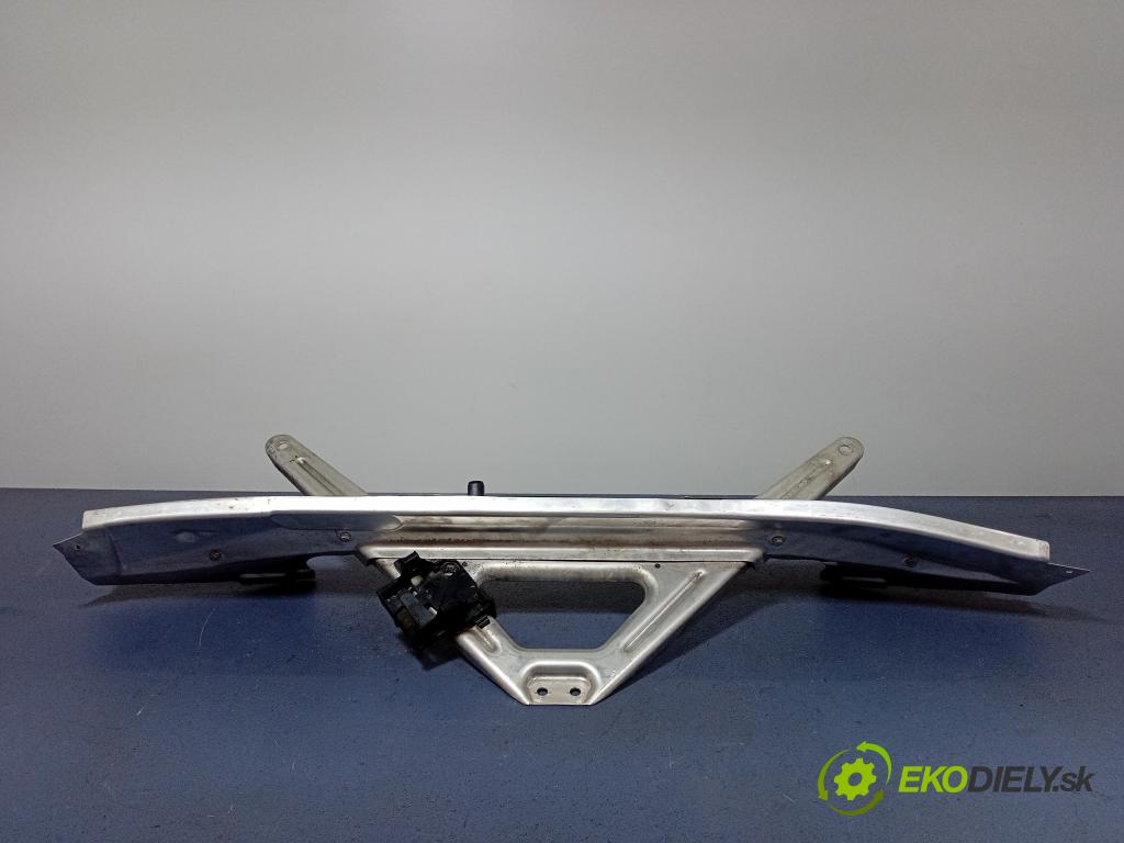 Audi Q7 2021 výztuha Čelní / stěna Přední 4M0806391C