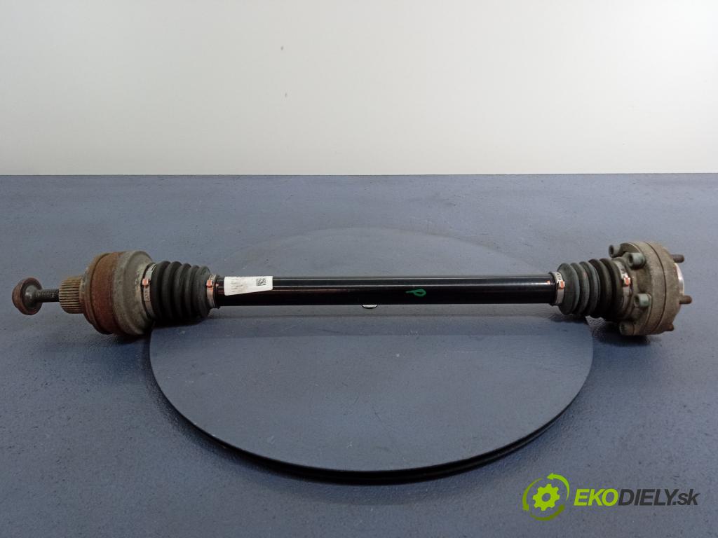 Audi Q7 2021 poloos Prava: zad 4M0501203D