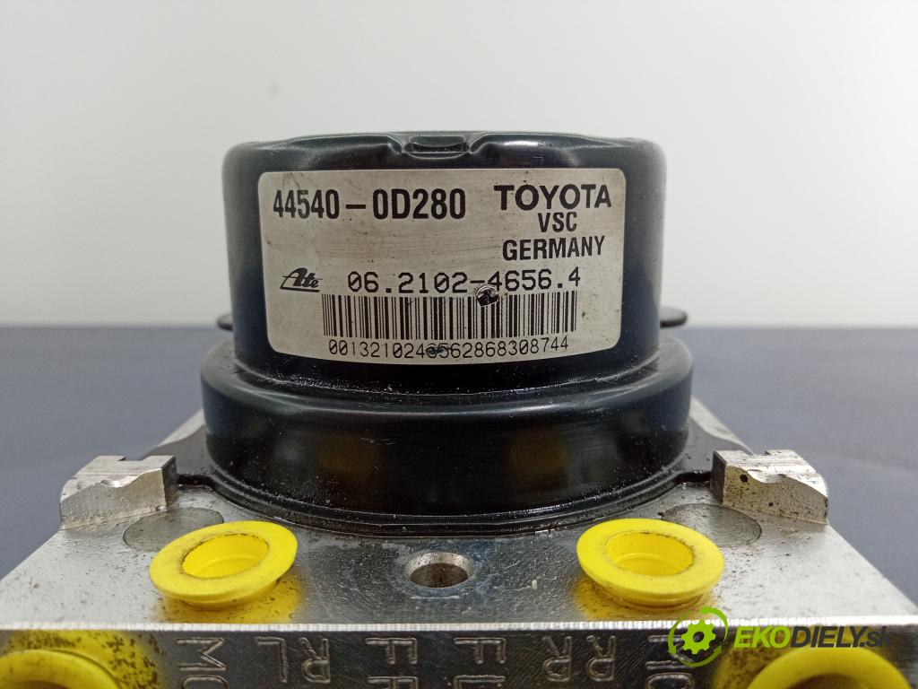 Toyota Yaris 2018 čerpadlo ABS x 89541-0D480