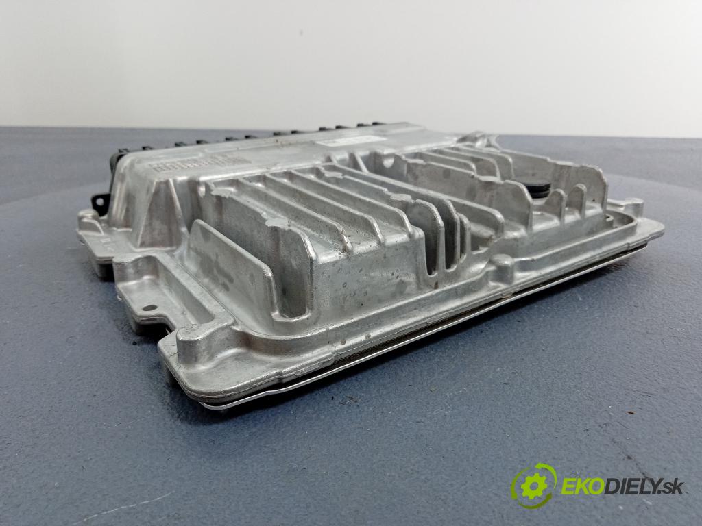 Bmw X3 2021 riadiaca jednotka Motor: 0261S105M8
