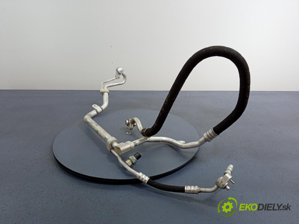 Bmw X3 2021 rúrka Klimatizácia: 9484073