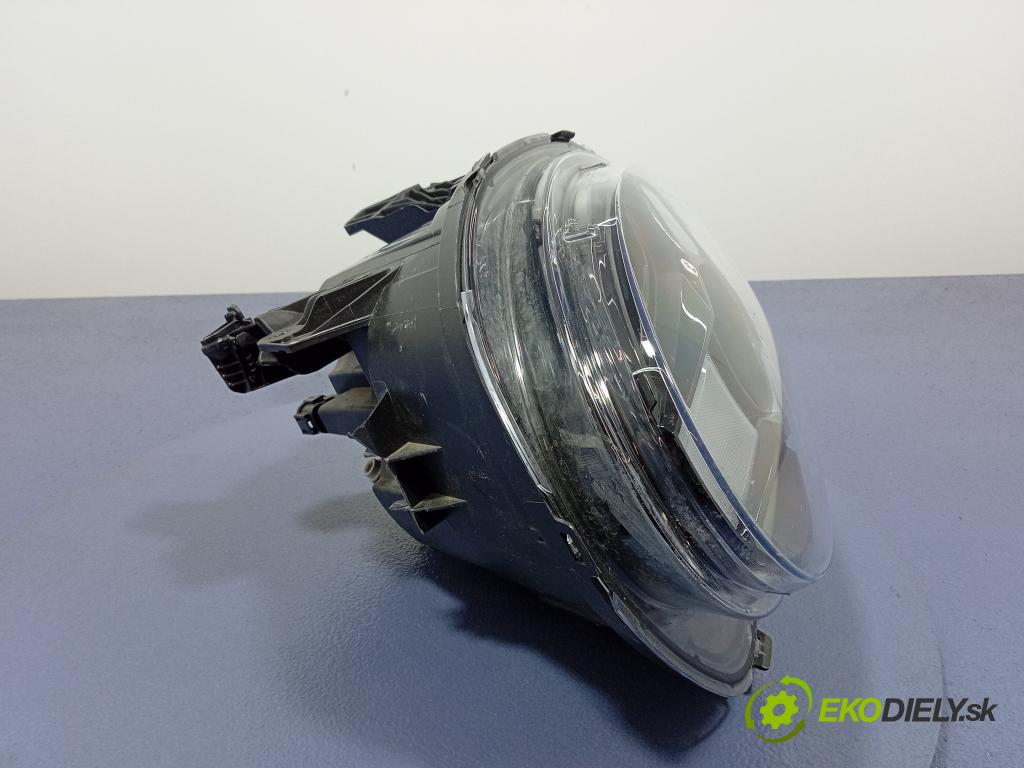 Nissan Juke 0 Reflektor: Vľavo: 260606PN0A