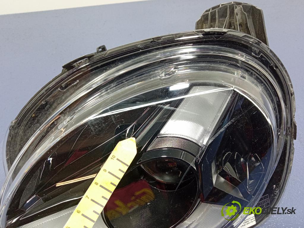 Nissan Juke 0 Reflektor: Vľavo: 260606PN0A