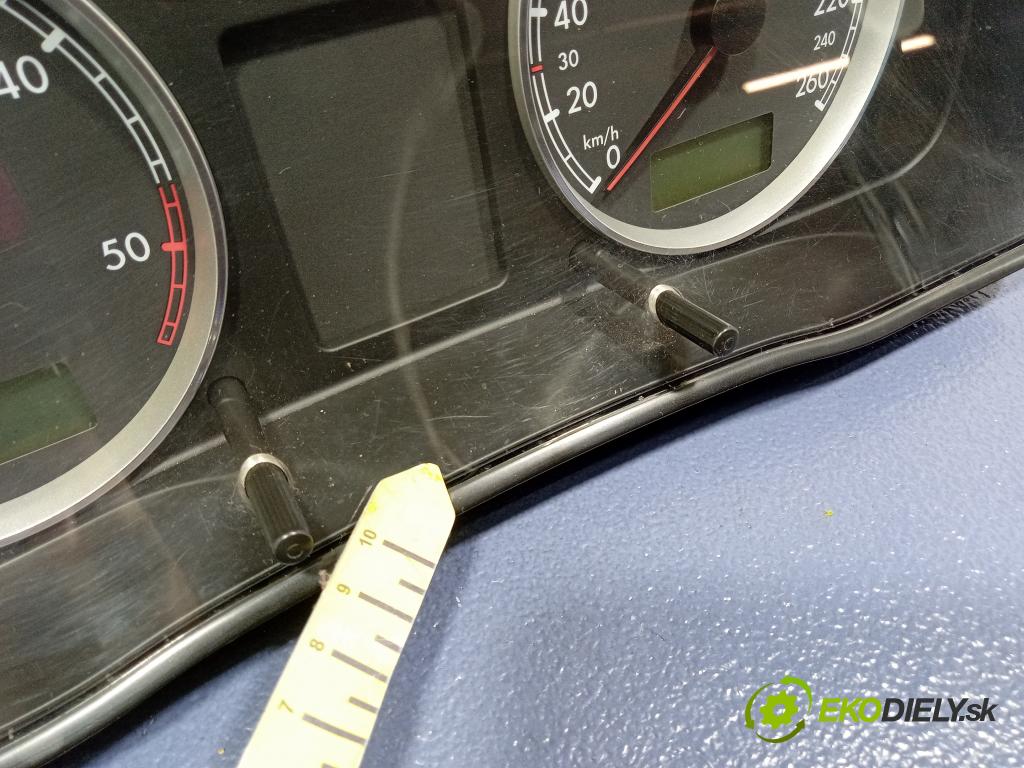 Vw Passat 2001 prístrojovka/ budíky 3B0920806A