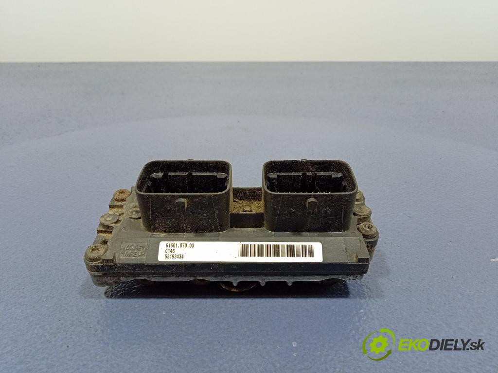 Fiat Panda 2004 riadiaca jednotka Motor: 55193434