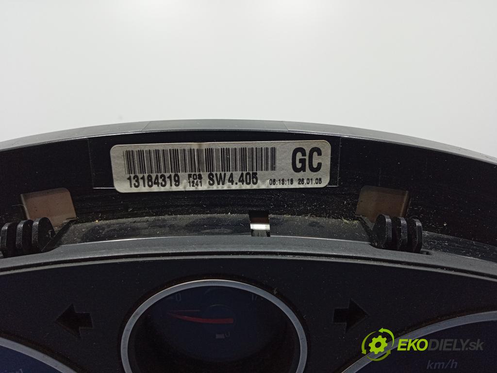 Opel Astra 2005 prístrojovka/ budíky 13184319