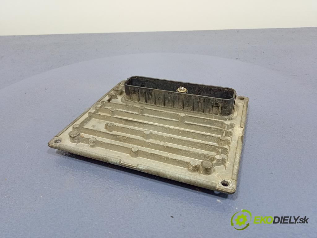 Ford Fiesta 2004 riadiaca jednotka Motor: 4S61-12A65-EB