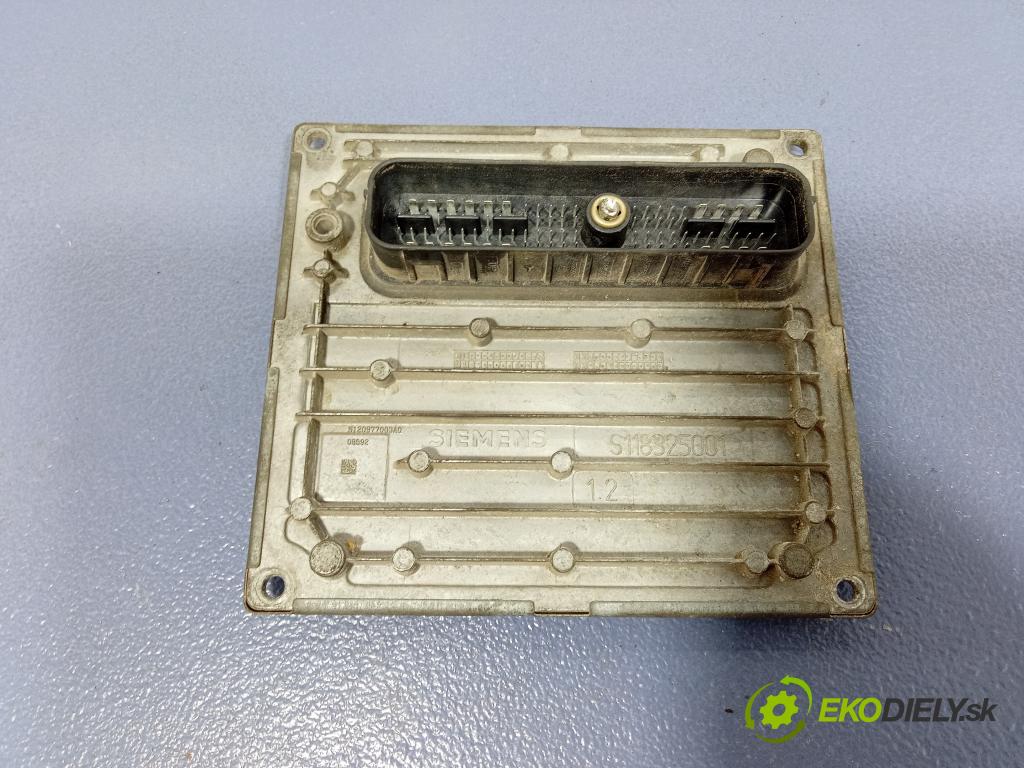 Ford Fiesta 2004 riadiaca jednotka Motor: 4S61-12A65-EB