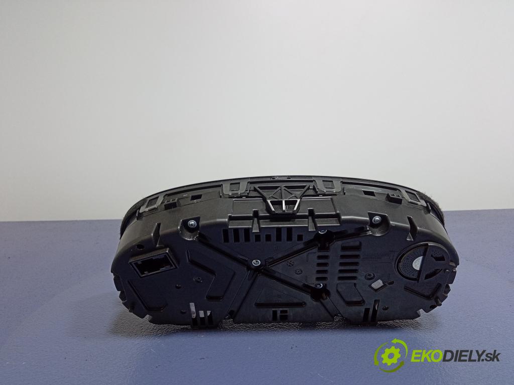 Skoda Fabia 2015 prístrojovka/ budíky 6V0920740