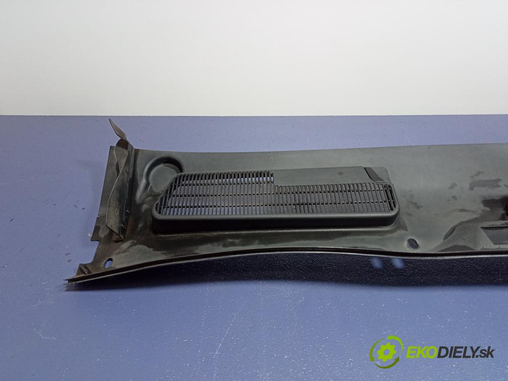 Ford Kuga 2011 torpédo 8V41-S02216