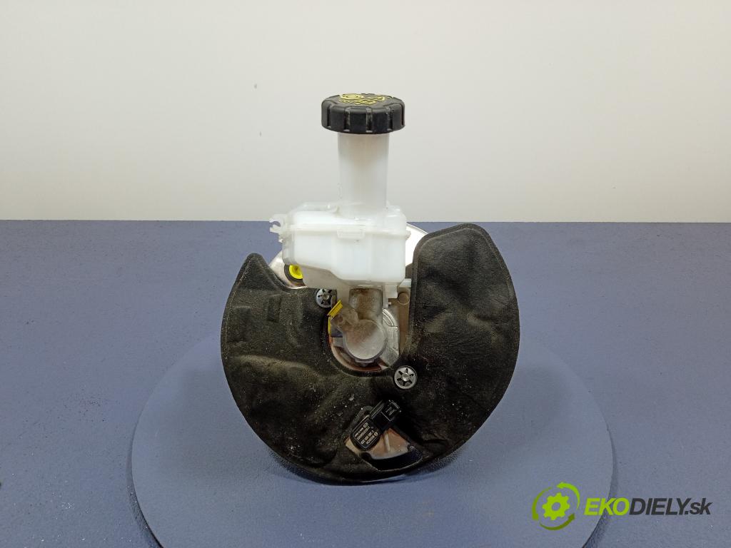 Renault Clio 2021 servo Brzdní: 472109156R