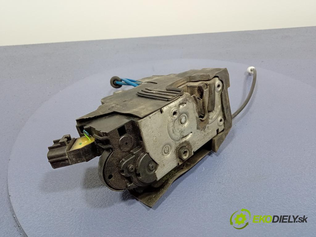 Fiat Croma 2008 zámek dveře před v pravo: 51825967