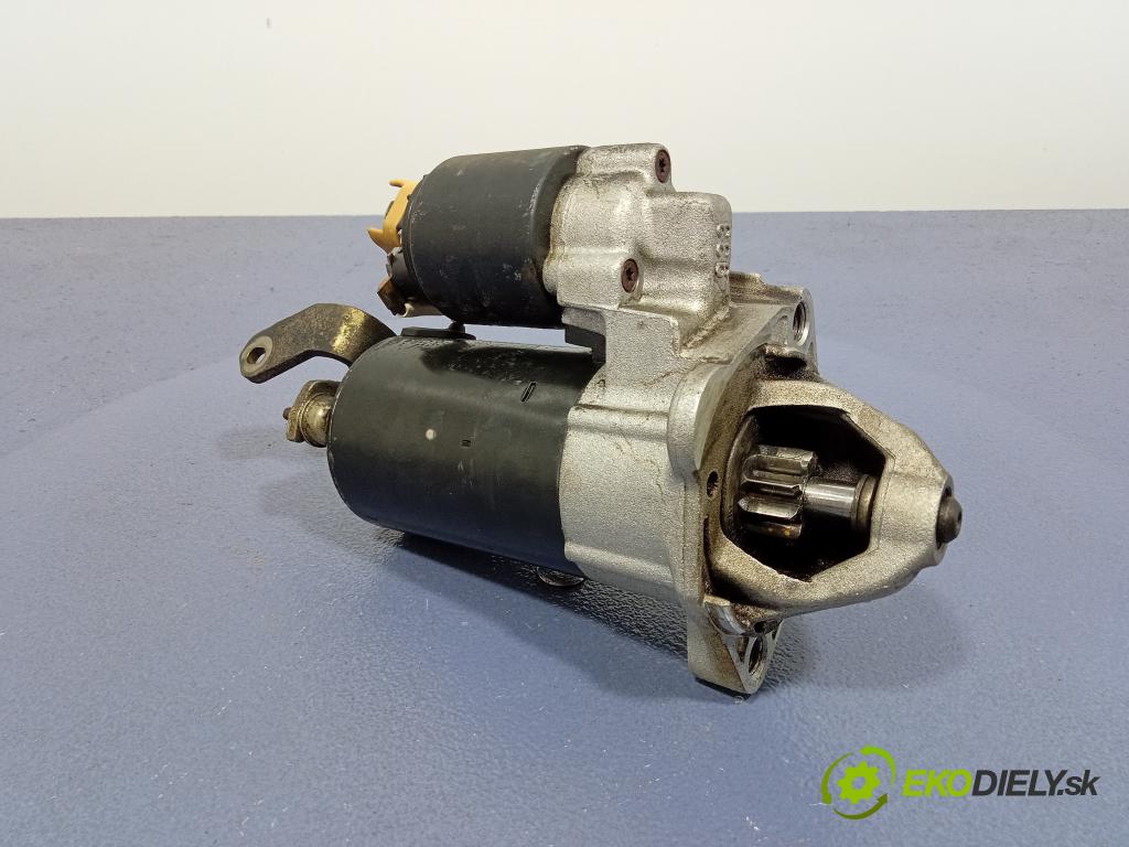 Audi A4 2001 štartér 06B911023