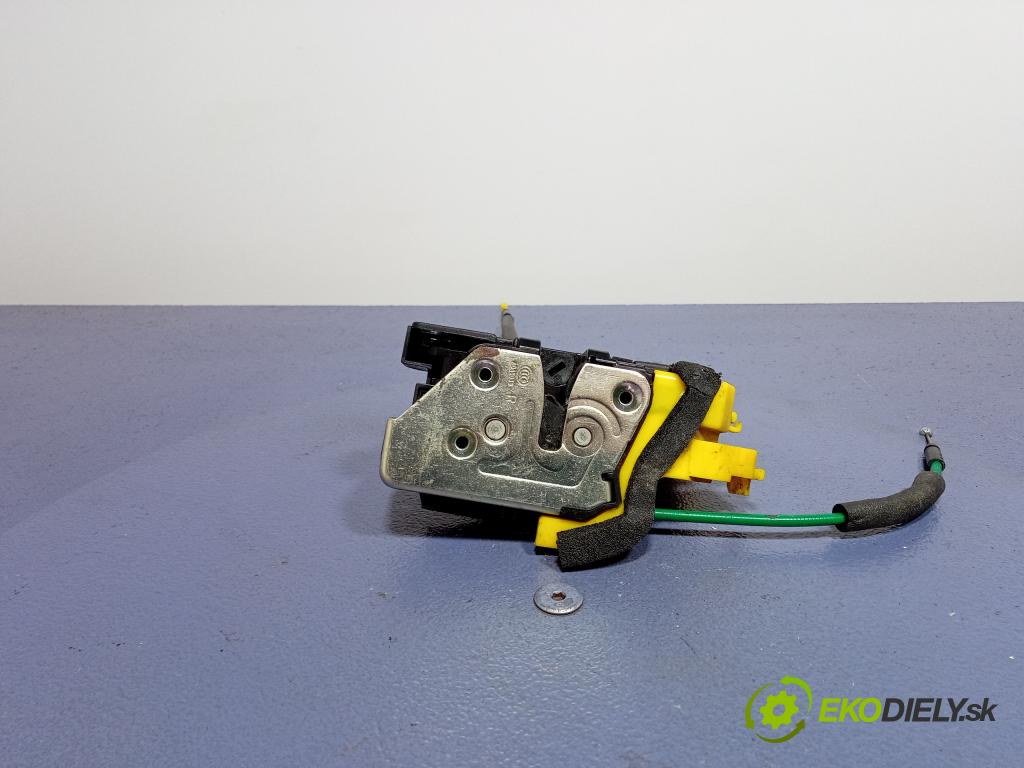Hyundai I30 2012 zámek dveře před v pravo: 81320-A6110