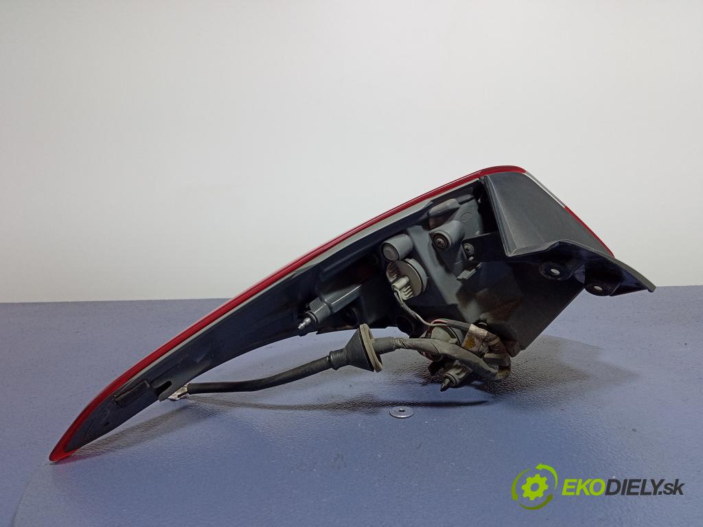 Hyundai I30 2012 svetlo / reflektor zad Prava: Vonkajsia: 01