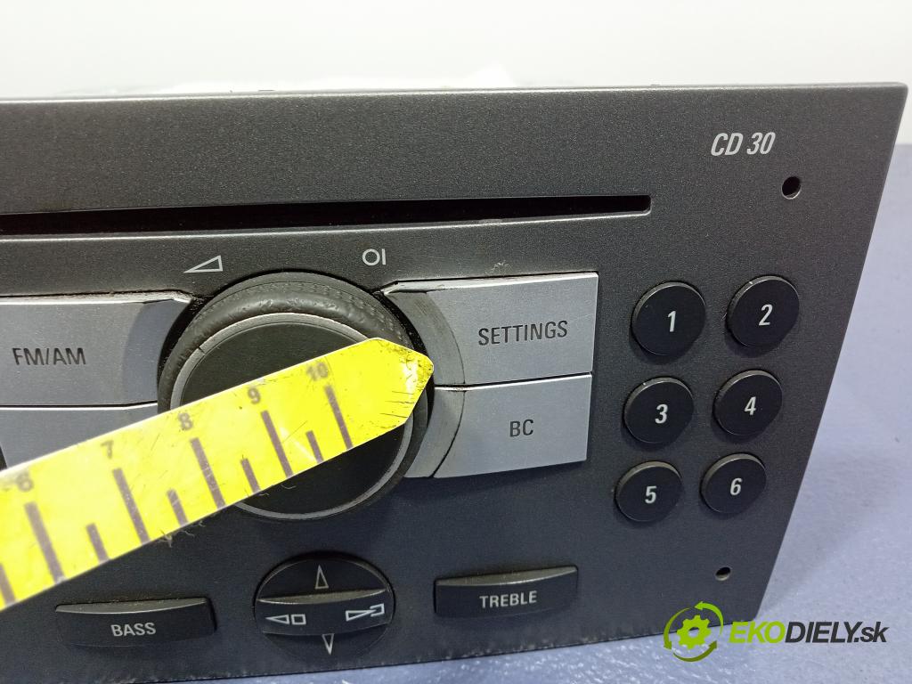 Opel Vectra 2004 Radio I Navigácia: 13190853