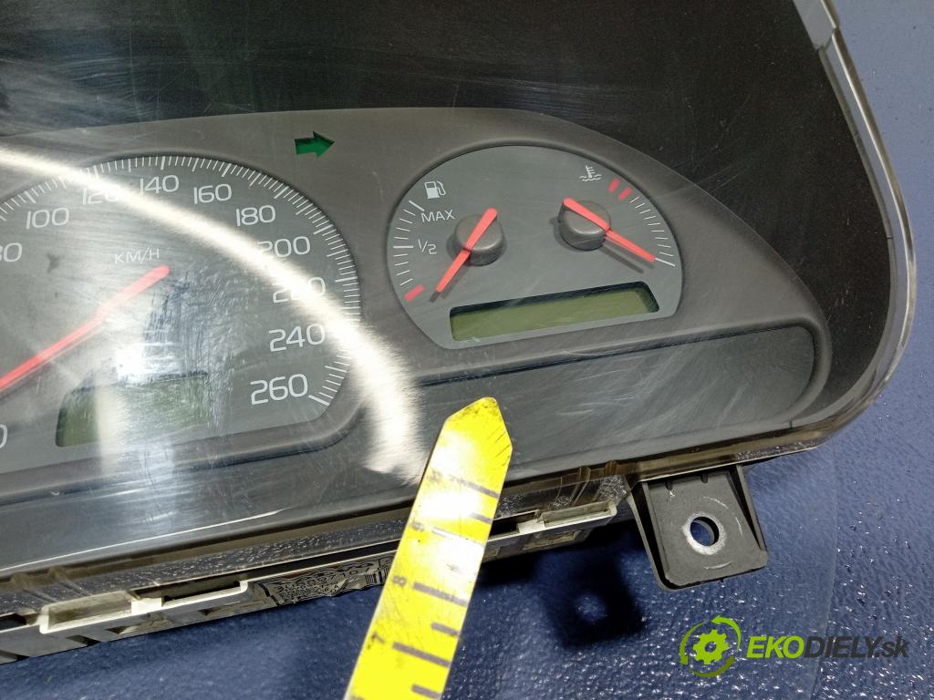 Volvo S40/V40 2001 prístrojovka/ budíky 30889710
