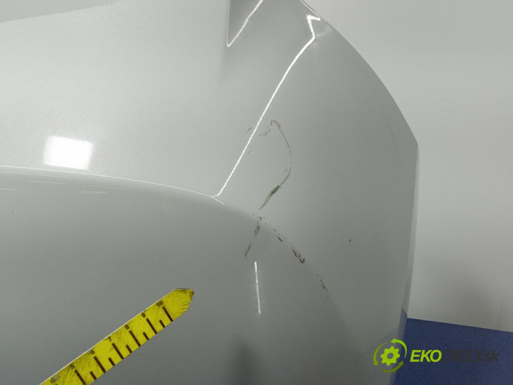 Toyota Yaris 0 nárazník Zad: 52159-K0030