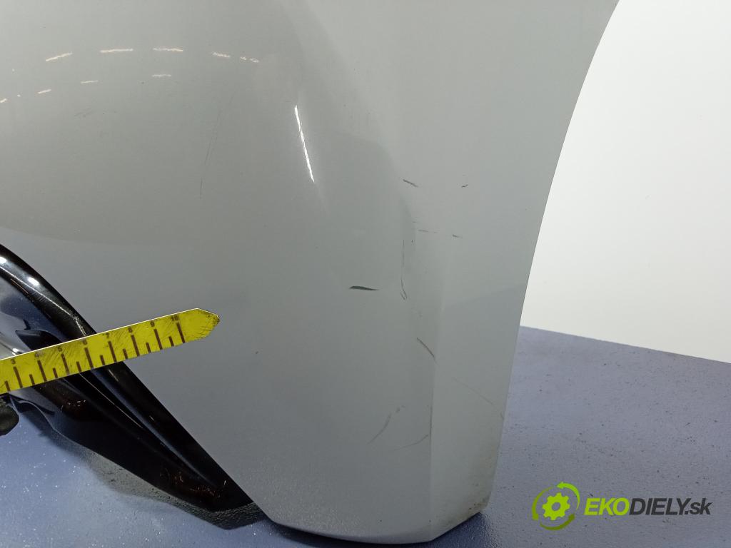 Toyota Yaris 0 nárazník Zad: 52159-K0030