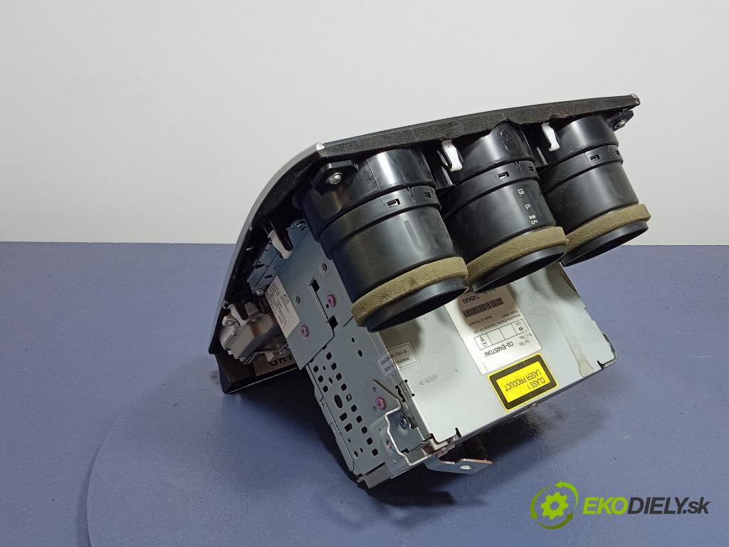 Mazda 6 2007 Radio I Navigácia: CQ-EM4570AK