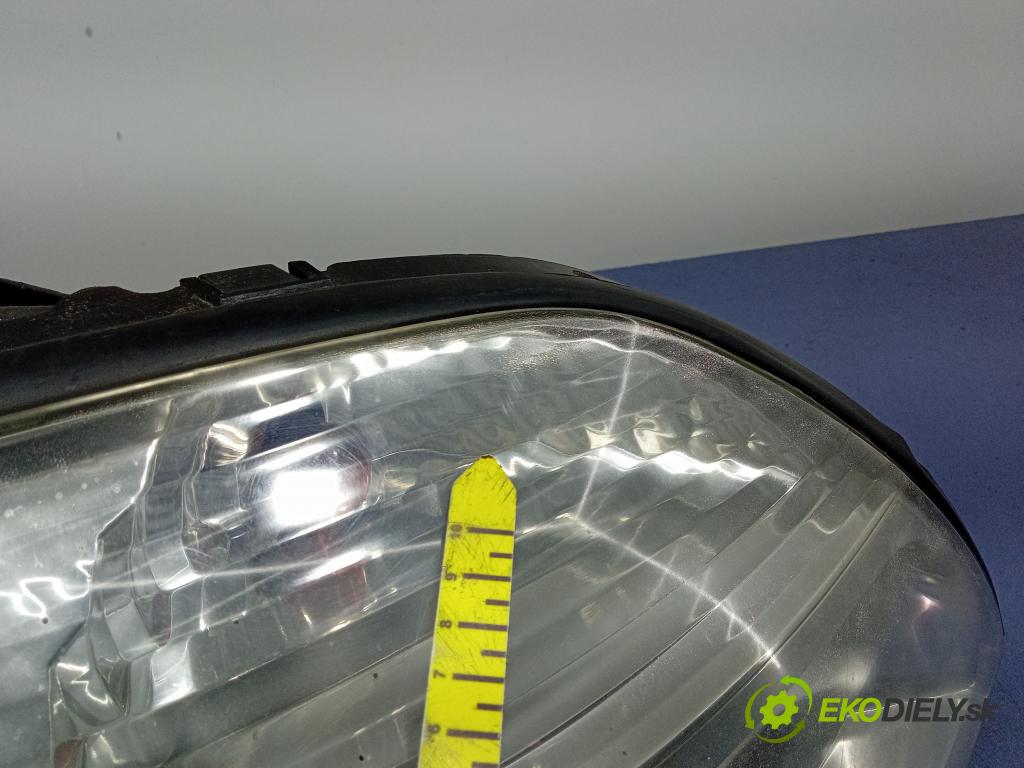 Renault Megane 2001 Reflektor: v pravo: 7700432097