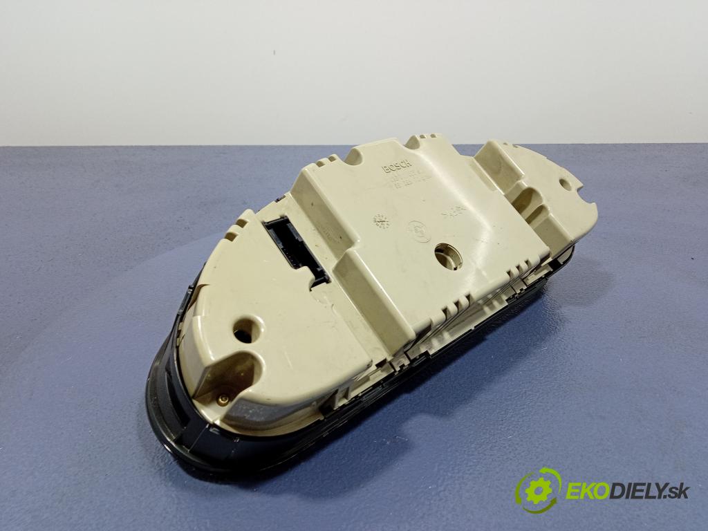 Bmw Seria 3 2005 prístrojovka/ budíky 6940882
