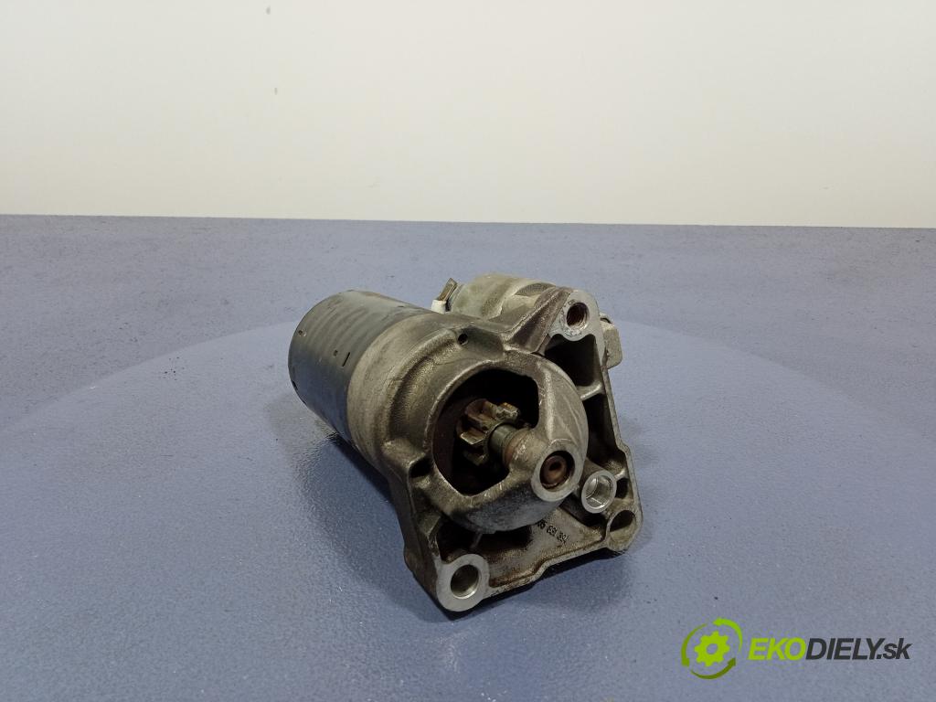 Renault Megane scenic 2008 štartér 8200724810
