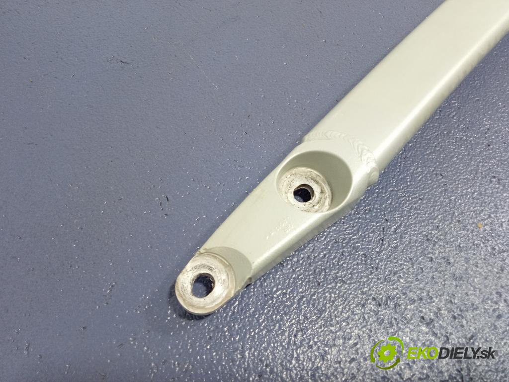 Bmw X3 2020 výztuha Čelní / stěna Přední 8075316