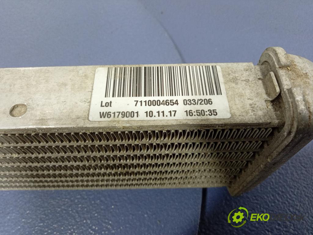 Bmw X3 2020 chladič oleja W6179001