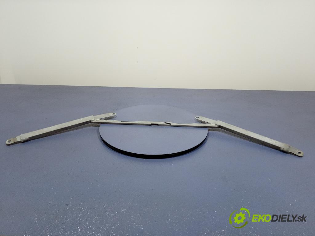 Bmw X3 2020 výztuha Čelní / stěna Přední 8077346