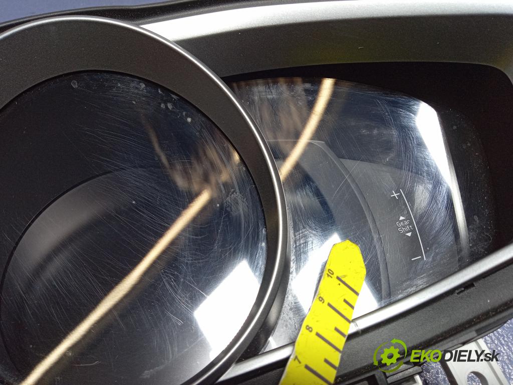 Volvo S40/V40 2015 prístrojovka/ budíky 31473473