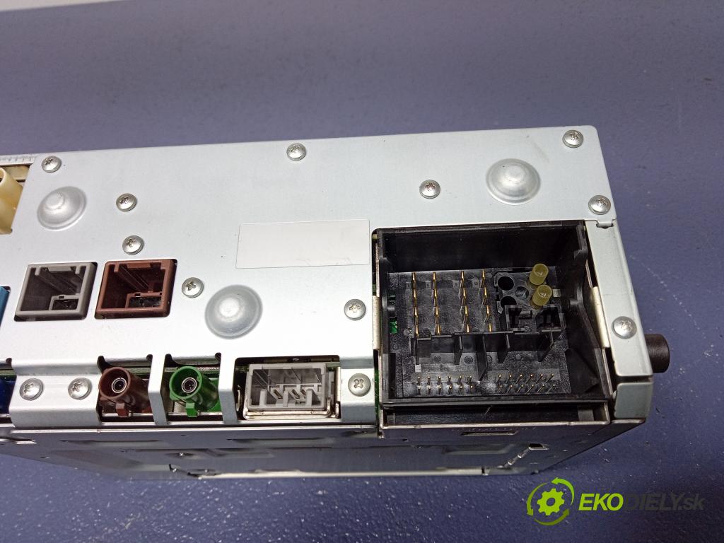 Volvo S40/V40 2015 Radio I Navigácia: 31466579