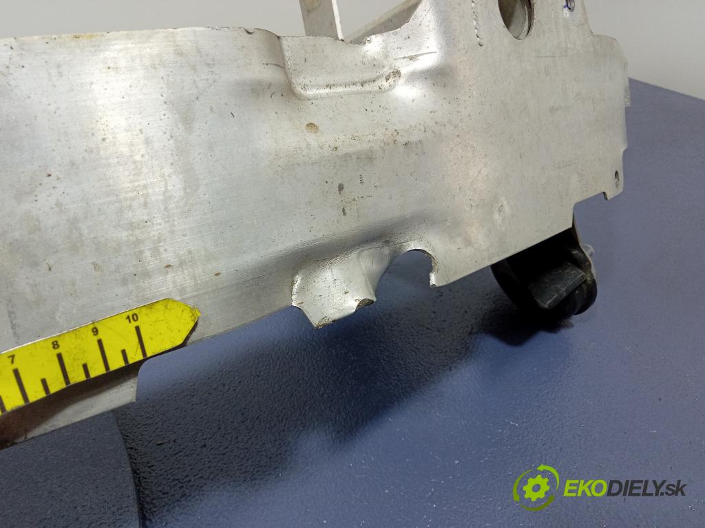 Bmw X3 2020 výstuha narazník Predné 7399911