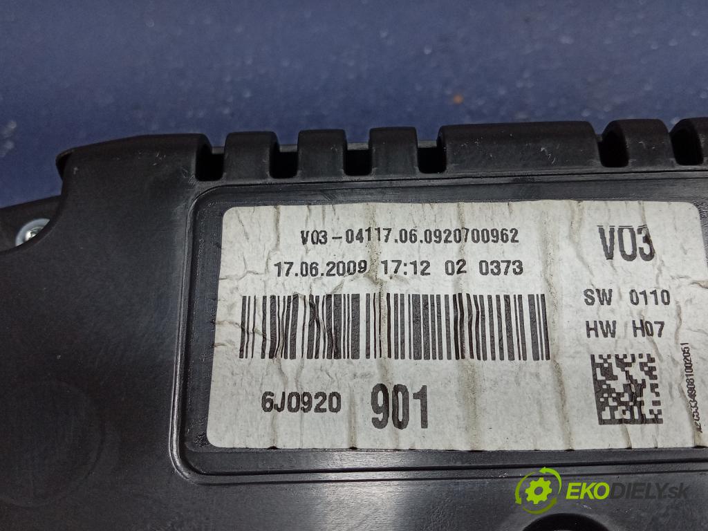 Seat Ibiza 2009 prístrojovka/ budíky 6J0920901