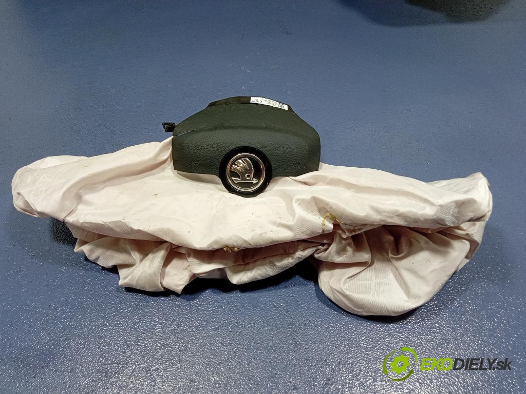 Skoda Kodiaq 2019 kokpit,pristrojová doska 566857007A