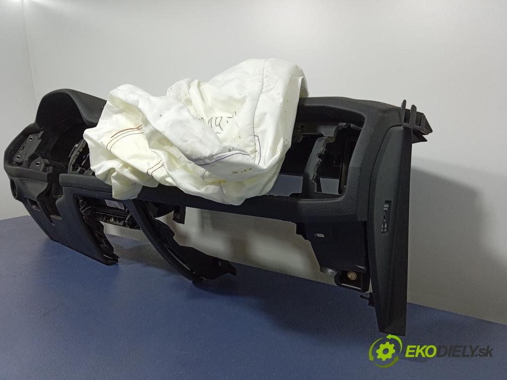 Skoda Kodiaq 2019 kokpit,pristrojová doska 566857007A