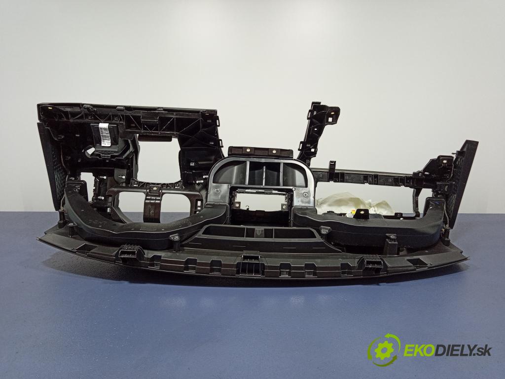 Skoda Kodiaq 2019 kokpit,pristrojová doska 566857007A