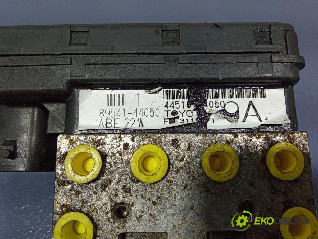 Toyota Avensis 2003 čerpadlo ABS x 89541-44050