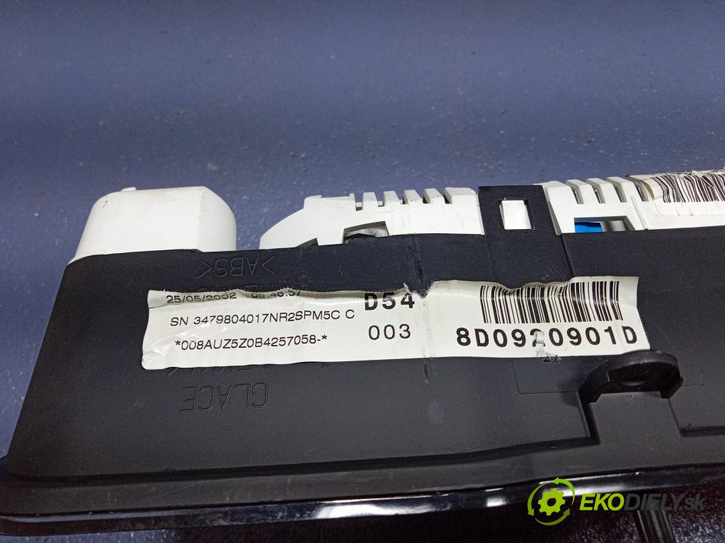 Audi A4 2000 prístrojovka/ budíky 8D0920901D