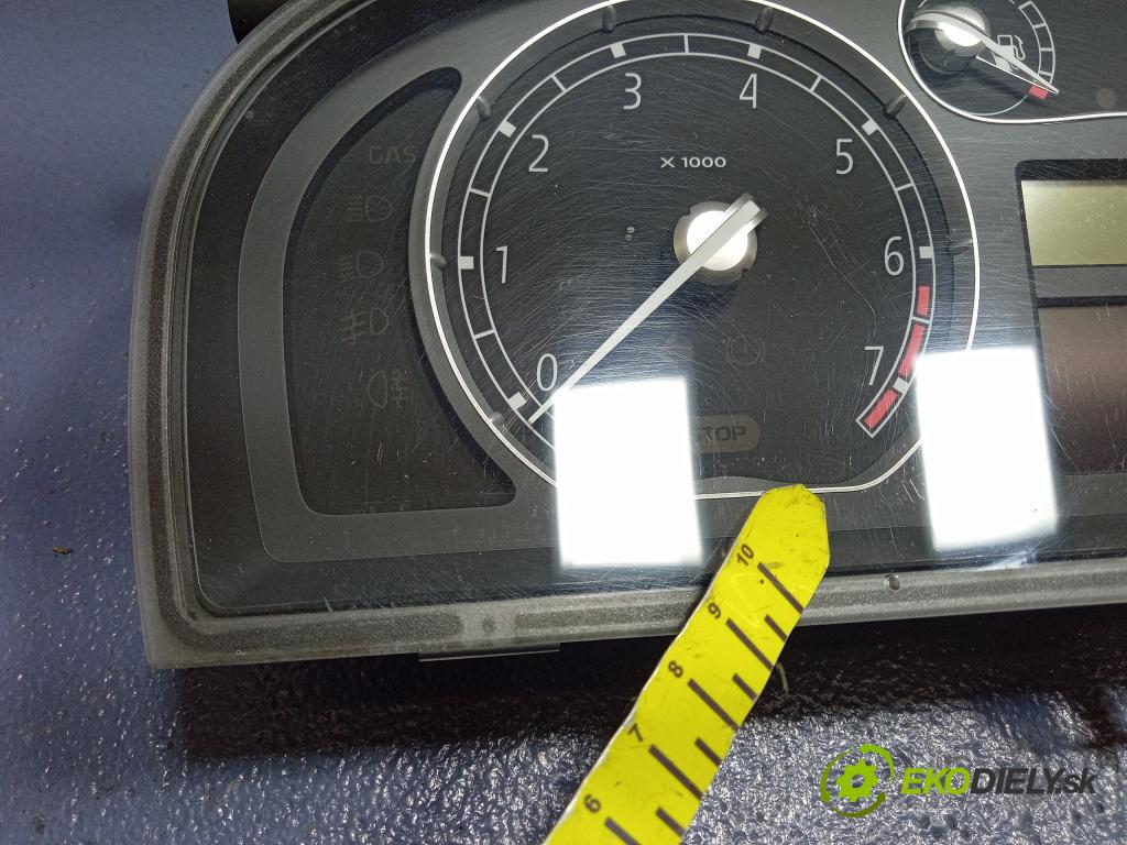 Renault Laguna 2006 prístrojovka/ budíky 8200291332