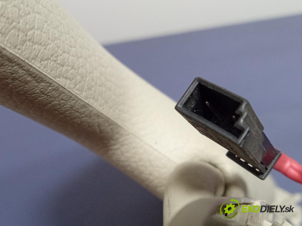 Volvo S60 2004 kryt slnečná clona 01