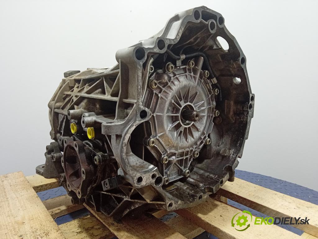 Audi A6 1998 prevodovka Výbava: Automatický: 01