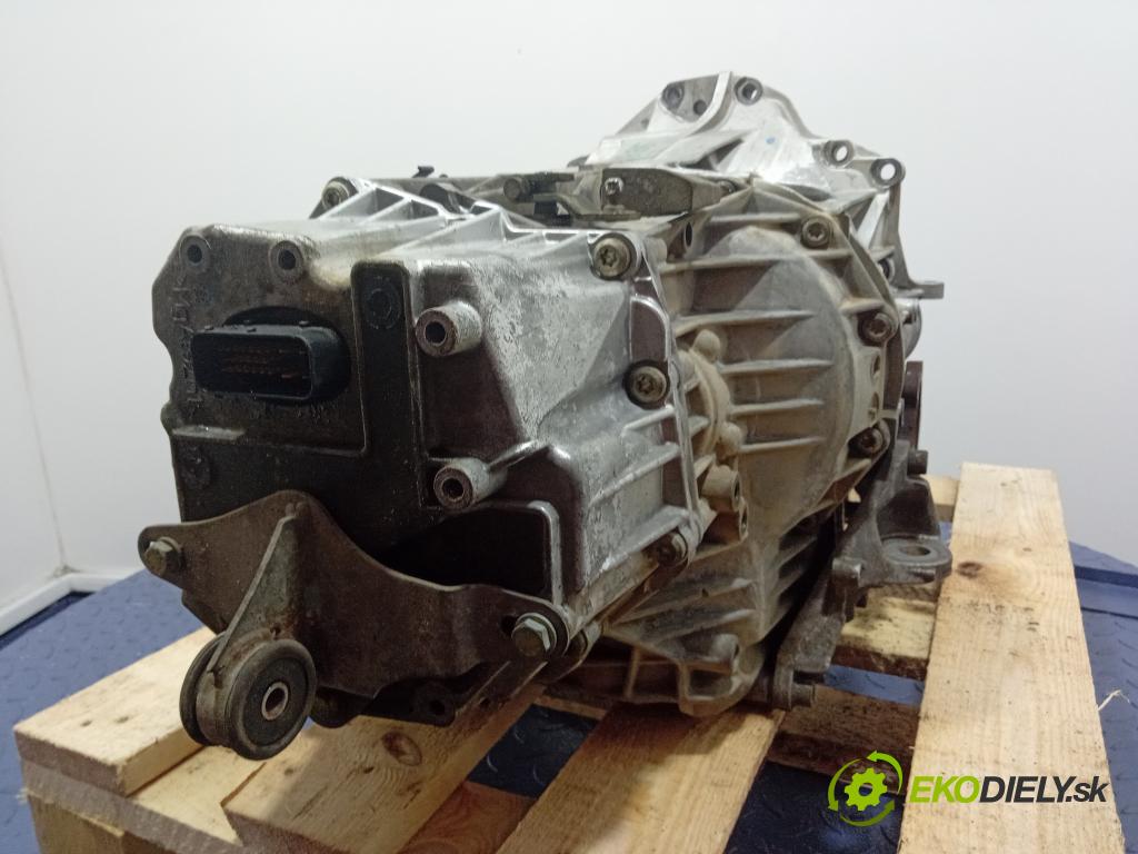Audi A6 1998 prevodovka Výbava: Automatický: 01