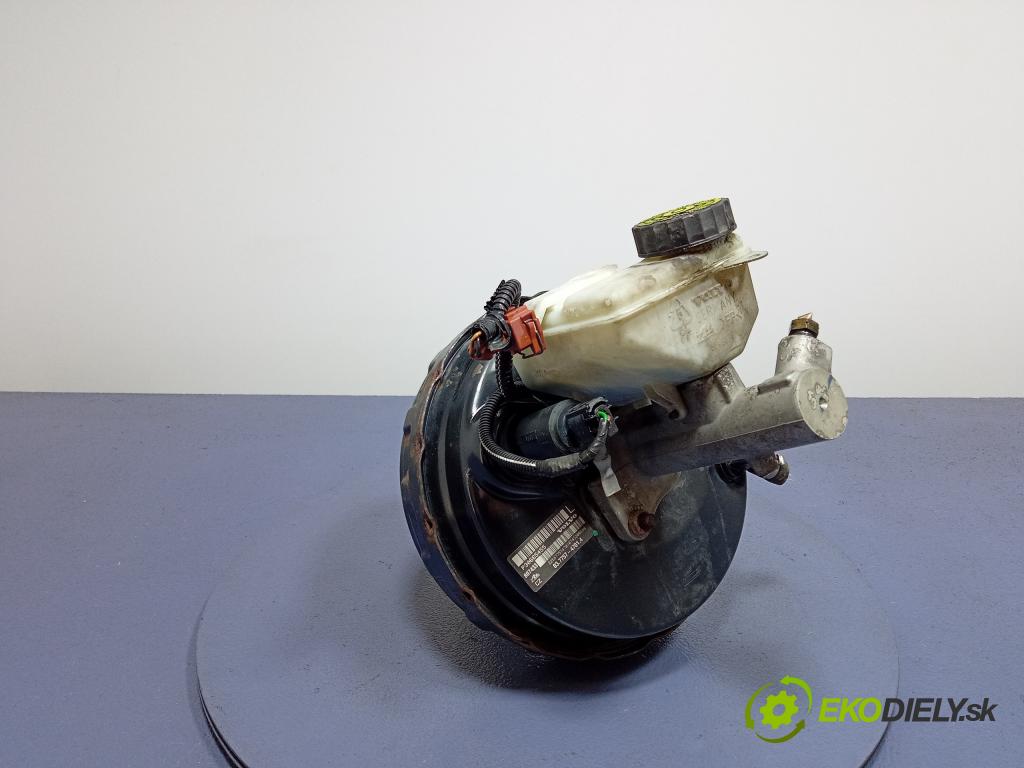 Volvo S60 2004 servo Brzdní: 30665455