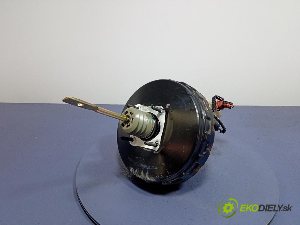 Volvo S60 2004 servo Brzdní: 30665455