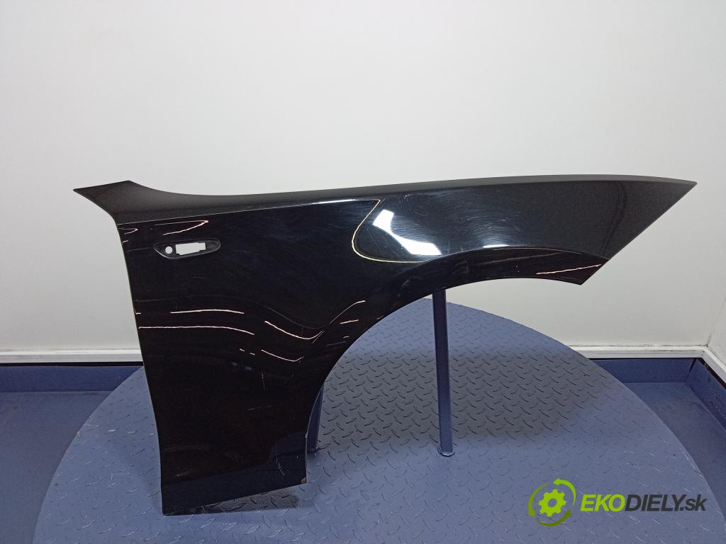 Bmw Seria 1 2008 blatnik před v pravo: 01